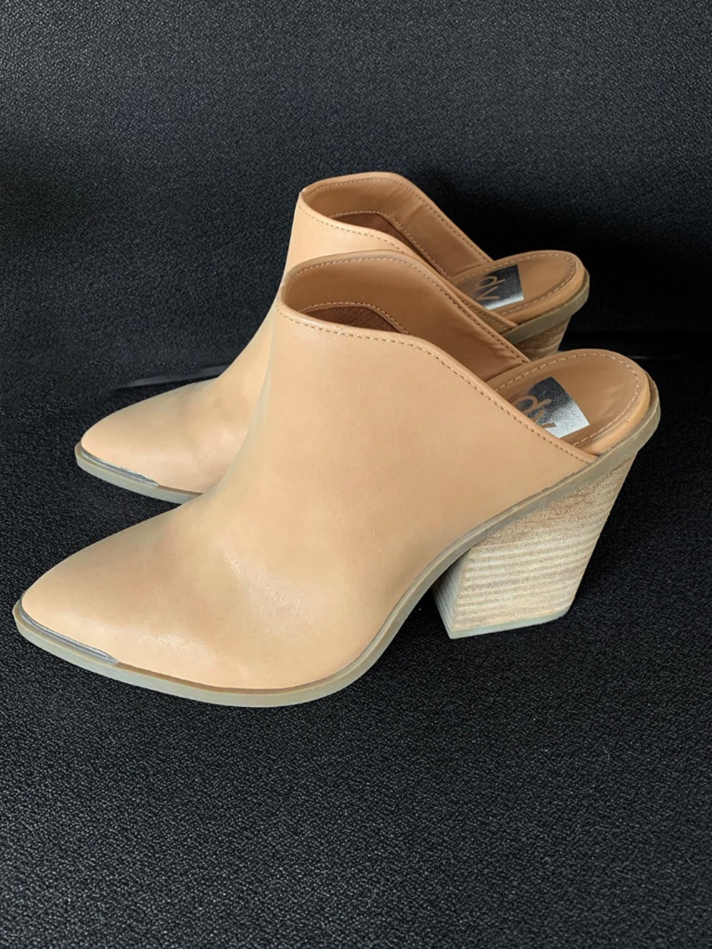 DV Dolce Vita Women's "Nautry" Beige Slip on Bootie Size: 9